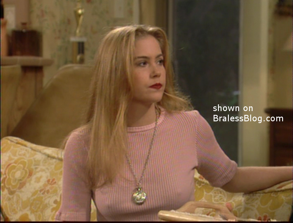 Return to Christina Applegate Nipples. 