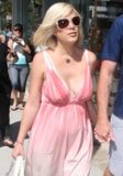 Tori Spelling boobs