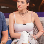 bella thorne nipples