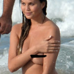 Chrissy Teigen nipple slip